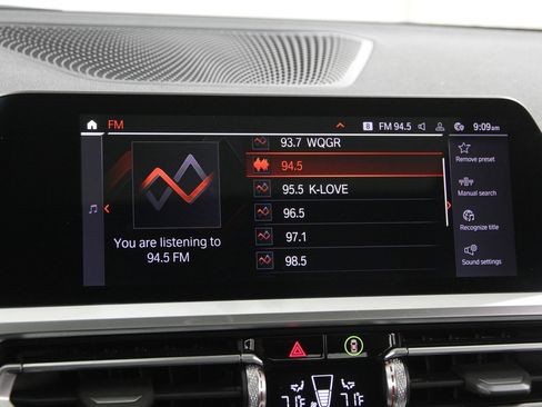 Certified 2022 BMW 330i xDrive Sedan w/ Driving Assistance Package image 11