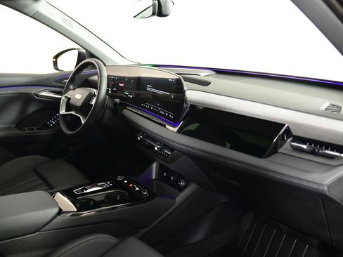 Certified 2025 Audi Q6 e-tron Premium Plus w/ Premium Plus image 19