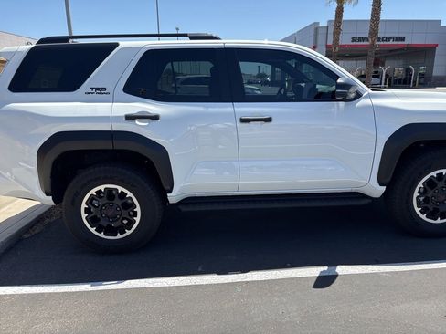 Used 2025 Toyota 4Runner TRD Off-Road AWD/4WD image 16