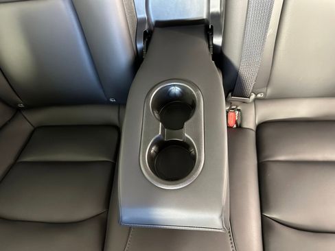 Used 2023 Tesla Model 3 Standard Range image 29