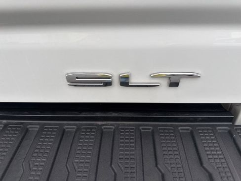 Used 2024 GMC Sierra 3500 SLT w/ SLT Premium Package AWD/4WD image 33