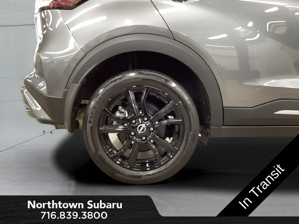 Used 2024 Nissan Kicks SR w/ SR Premium Package FWD image 26