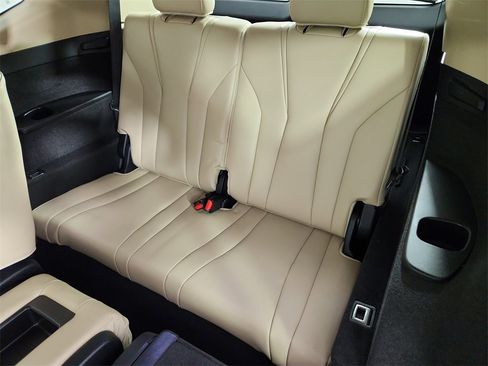 Used 2023 Acura MDX Technology image 15