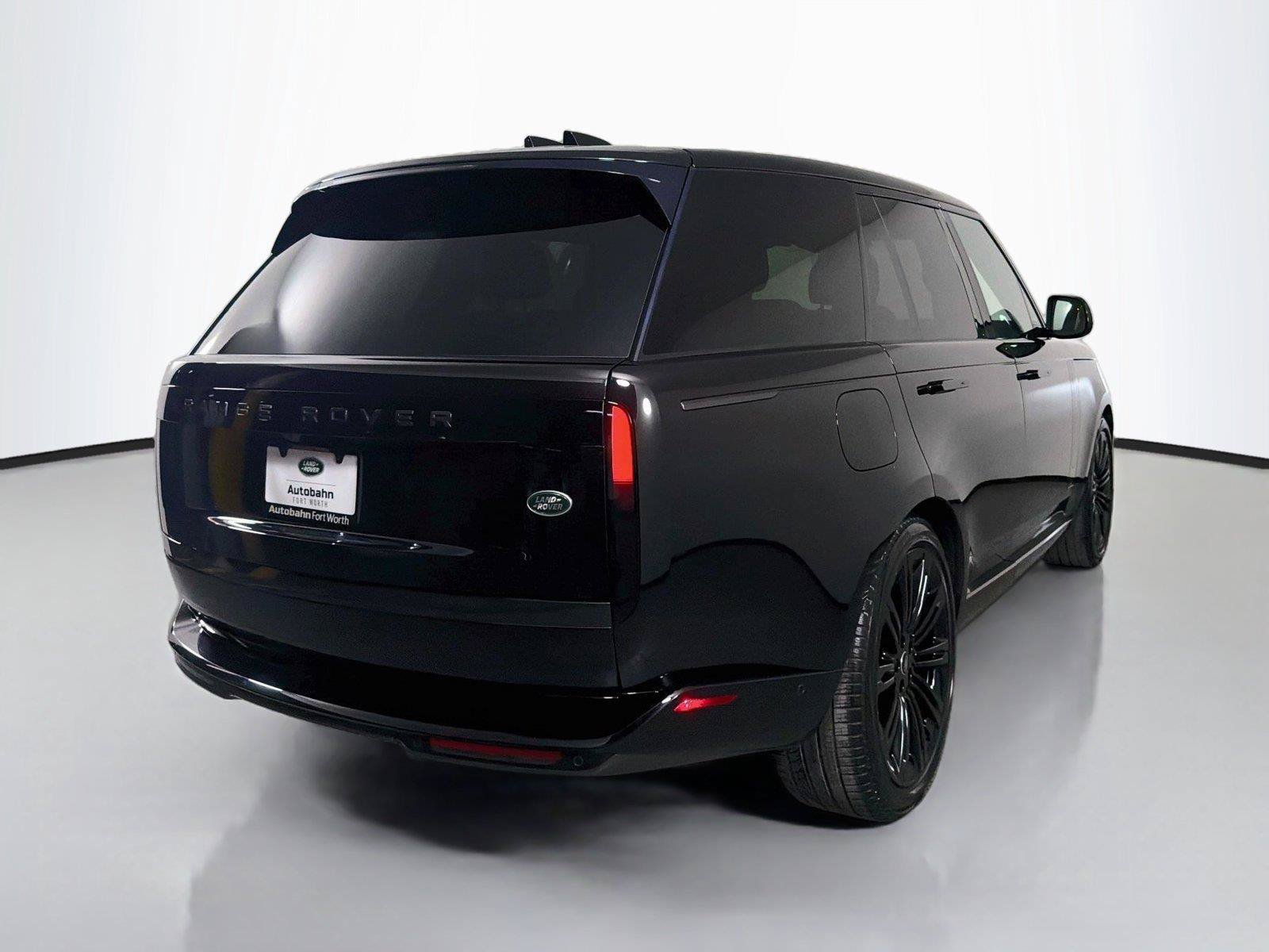 Certified 2023 Land Rover Range Rover SE AWD/4WD image 5