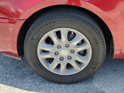 Used 2006 Kia Sedona LX FWD image 4