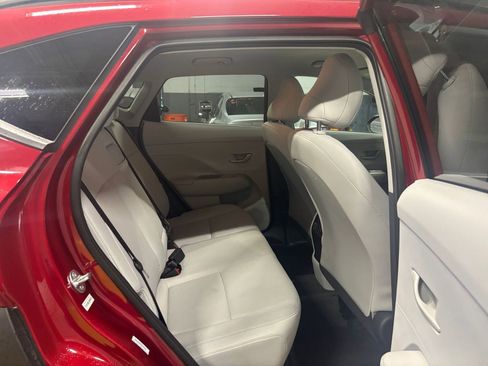 Used 2025 Hyundai Kona SEL image 38