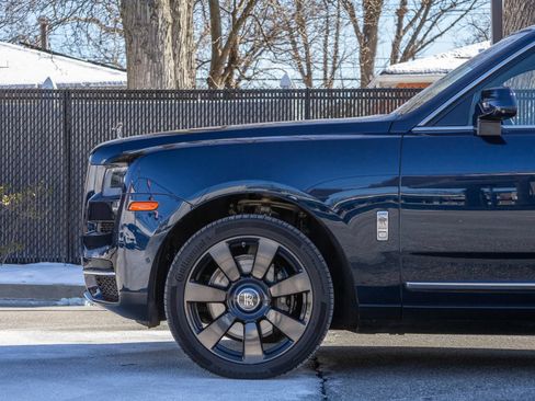 Used 2019 Rolls-Royce Cullinan AWD/4WD image 16