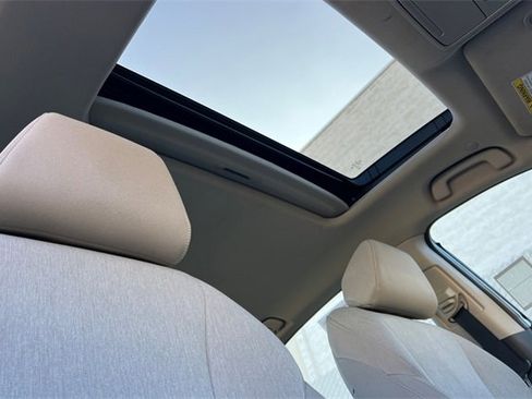 Used 2023 Honda Accord EX image 17