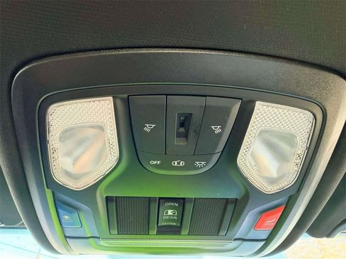 Used 2022 RAM 3500 Tradesman image 24