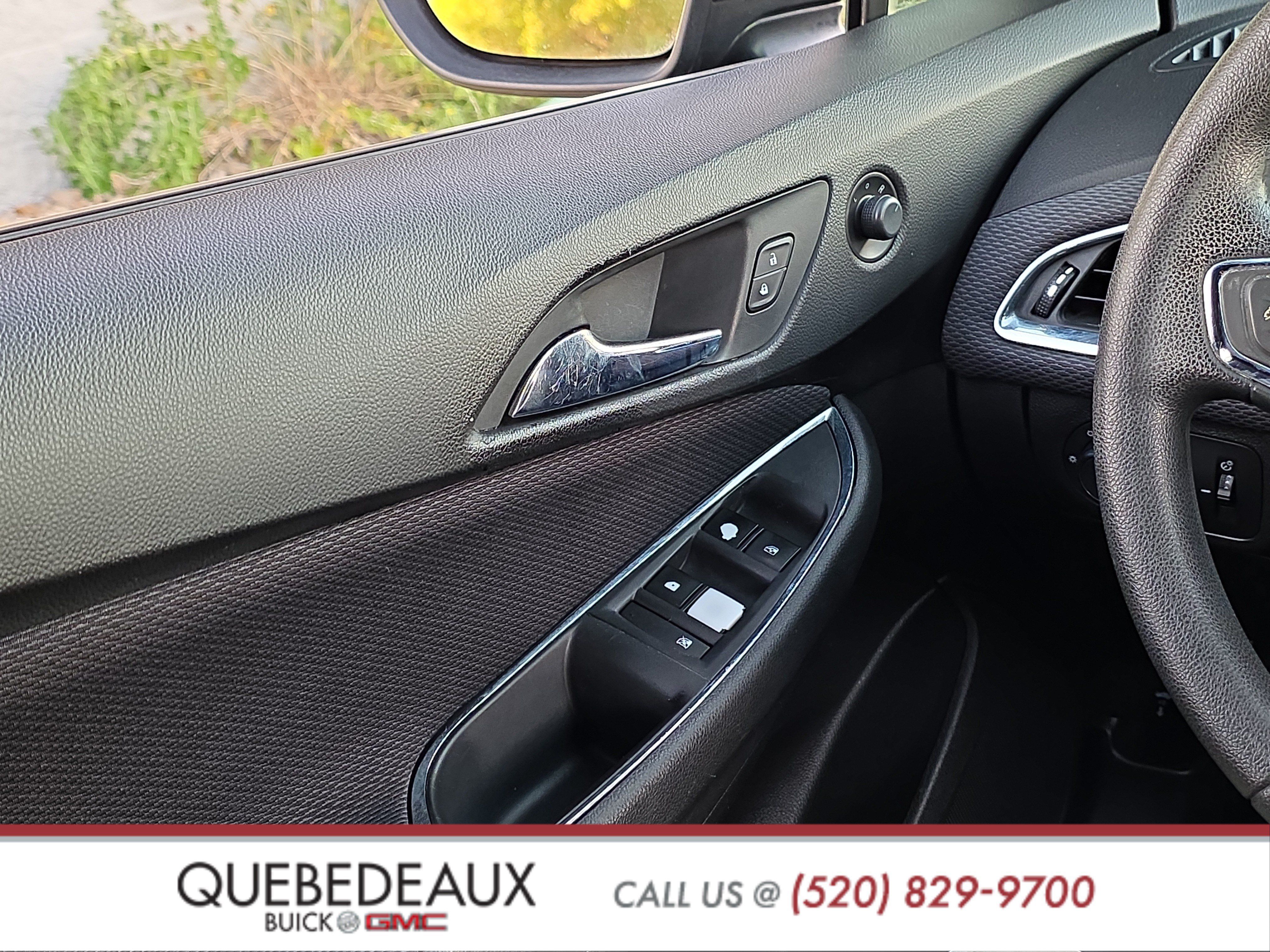 Used 2018 Chevrolet Cruze LT w/ Redline Edition FWD image 19