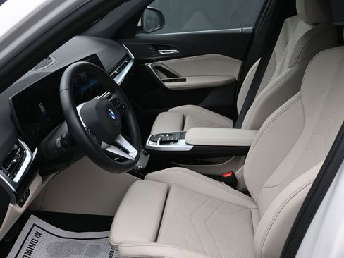 Used 2023 BMW X1 xDrive28i w/ Convenience Package AWD/4WD image 11