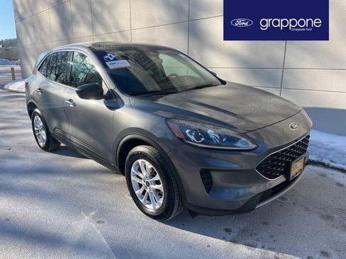 Certified 2022 Ford Escape SE w/ Convenience Package image 1