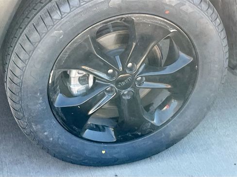 Used 2022 Jeep Compass Altitude image 27