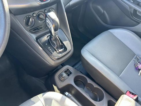 Used 2015 Ford Transit Connect XL image 30