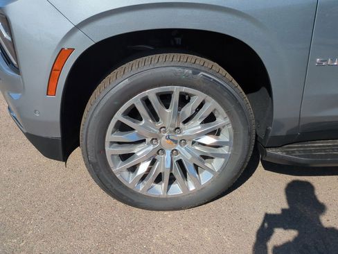 New 2026 Chevrolet Suburban Premier w/ Sun And Tow Package image 26