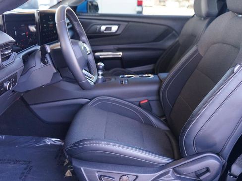 Used 2025 Ford Mustang GT image 18