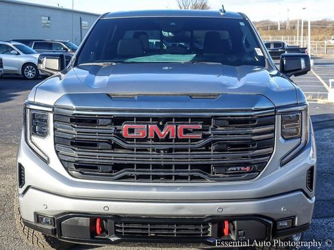 Used 2024 GMC Sierra 1500 AT4 w/ Technology Package image 5