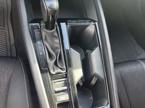 Used 2023 Honda Accord Sport image 4