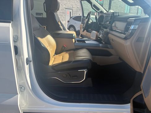 Used 2023 Ford F250 Lariat w/ Tremor Off-Road Package image 31