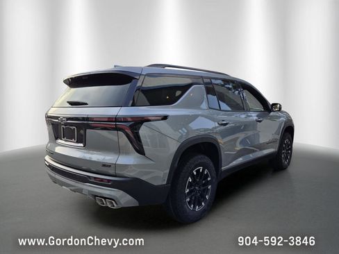 New 2026 Chevrolet Traverse Z71 w/ Enhanced Driving Package AWD/4WD image 7