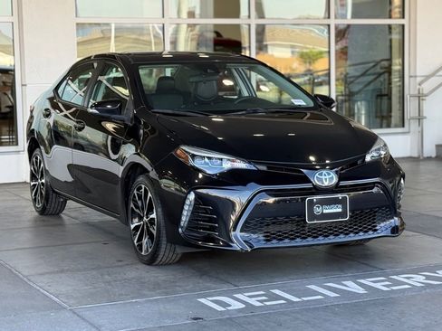 Certified 2018 Toyota Corolla XSE image 6
