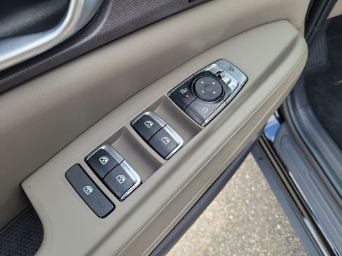 New 2026 Kia Carnival EX FWD image 21