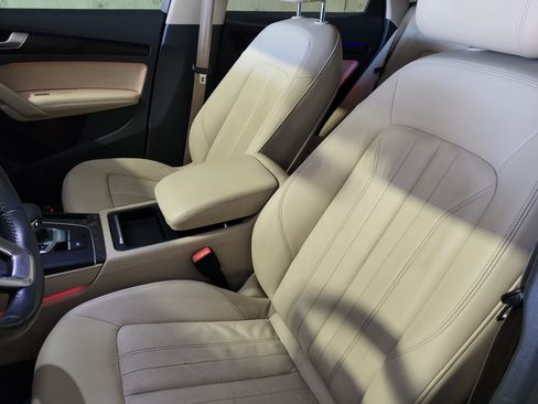 Used 2018 Audi Q5 Prestige AWD/4WD image 5