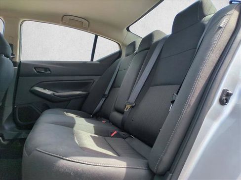 Used 2024 Nissan Altima 2.5 SV image 18