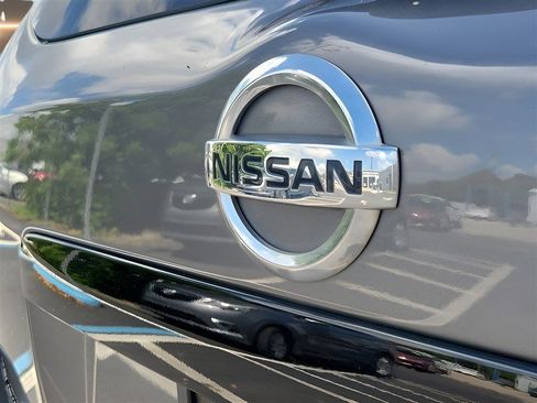 Used 2020 Nissan Pathfinder SL AWD/4WD image 31