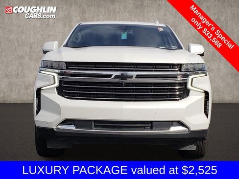 Used 2022 Chevrolet Tahoe LT w/ Luxury Package image 2