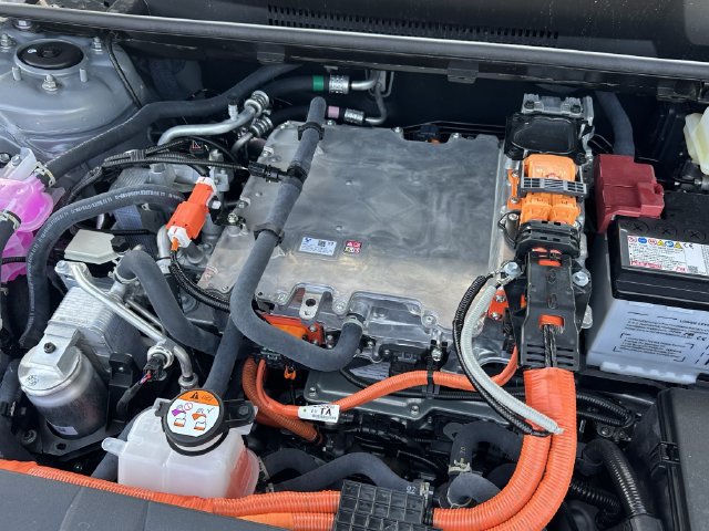 Used 2026 Toyota C-HR AWD/4WD image 33