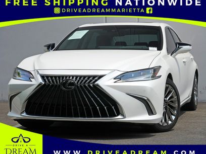 Used 2024 Lexus ES 300h w/ Accessory Package (Z2)