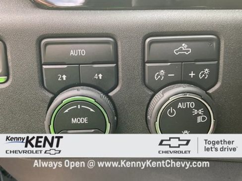 Used 2023 Chevrolet Silverado 1500 LT image 32