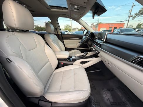 Used 2020 Kia Telluride S AWD/4WD image 32