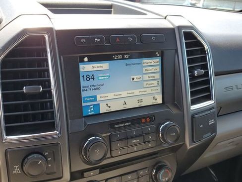 Used 2018 Ford F250 XLT w/ XLT Premium Package image 23