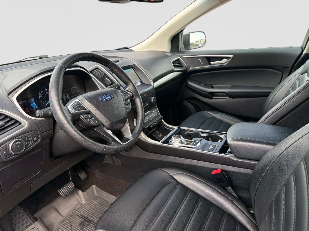 Used 2020 Ford Edge SEL w/ Convenience Package AWD/4WD image 22