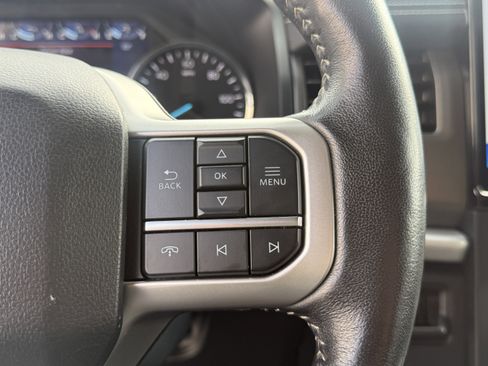 Used 2024 Ford Expedition XLT image 20