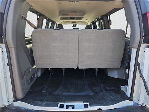 Used 2025 Chevrolet Express 2500 LT w/ LT Preferred Equipment Group RWD image 14