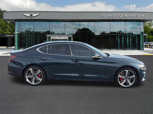 Used 2024 Genesis G70 3.3T Advanced image 8