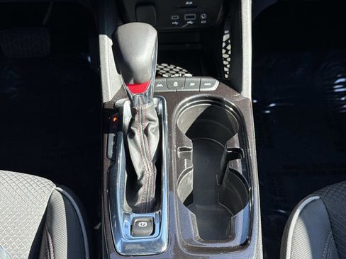 Used 2023 Chevrolet TrailBlazer RS w/ Sun and Liftgate Package image 7