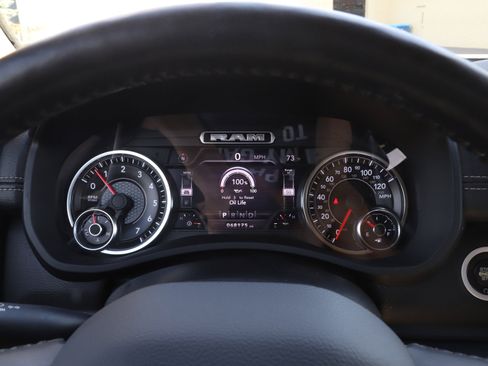 Used 2019 RAM 2500 Laramie AWD/4WD image 22