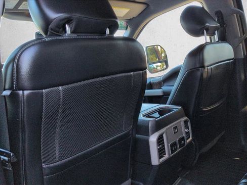 Used 2019 Ford F350 Lariat w/ Chrome Package image 16
