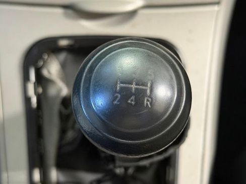 Used 2010 Toyota Corolla image 29