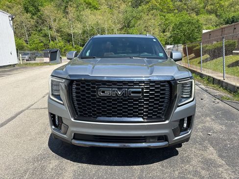 Used 2023 GMC Yukon XL Denali Ultimate AWD/4WD image 11