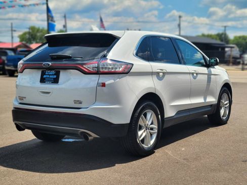 Used 2017 Ford Edge SEL w/ Cargo Accessory Package AWD/4WD image 4