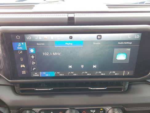 Used 2025 Jeep Wrangler Unlimited Rubicon image 20