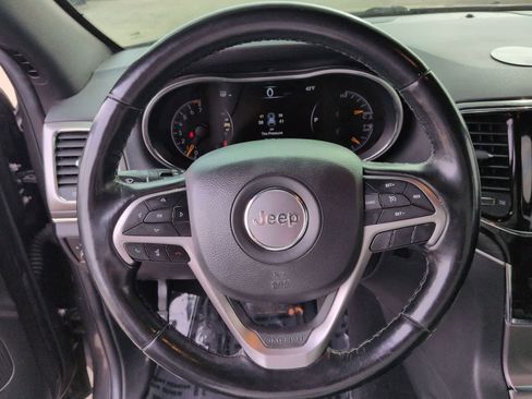 Certified 2020 Jeep Grand Cherokee Limited image 17