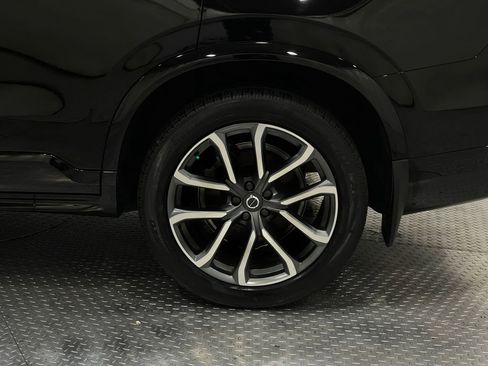 Used 2019 Volvo XC90 T5 Momentum w/ Protection Package Premier image 38