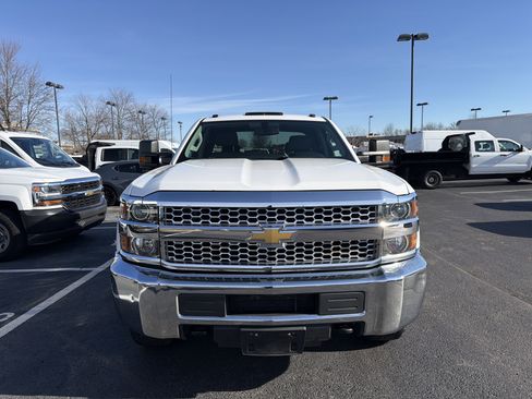 Used 2019 Chevrolet Silverado 2500 W/T w/ WT Convenience Package image 3