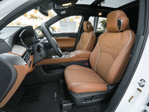 New 2026 INFINITI QX60 Autograph w/ Dark Cargo Package AWD/4WD image 8